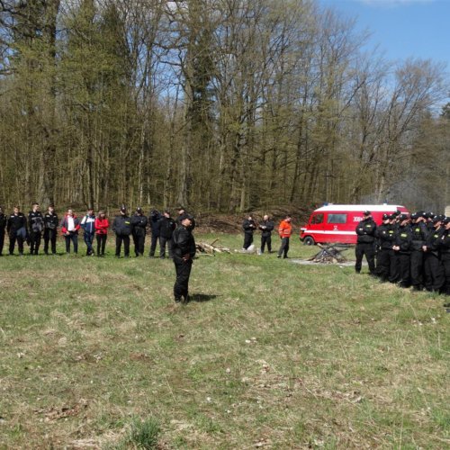 SZKOLENIE POLICJANTÓW Z UDZIAŁEM STRAŻAKÓW I KLASY MUNDUROWEJ